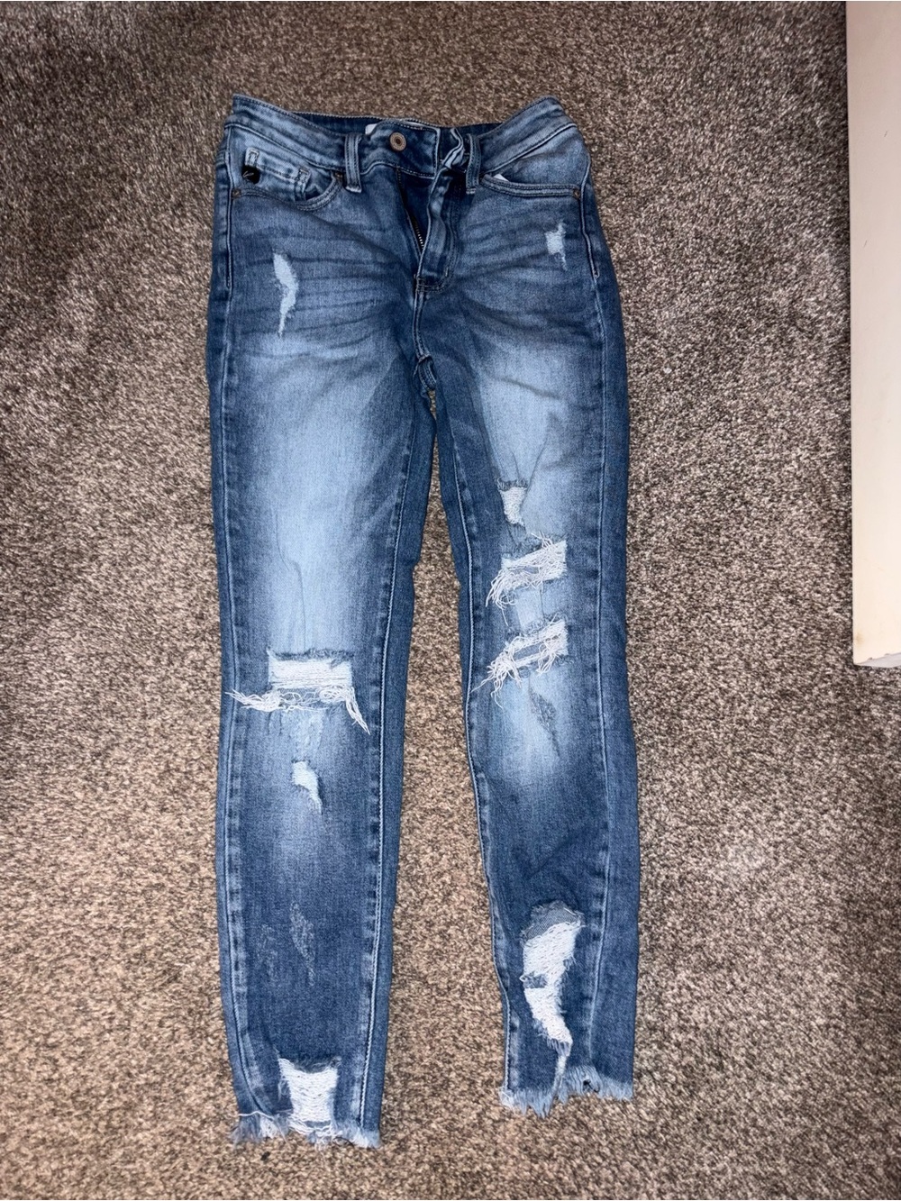 KanCan Skinny Jeans size 3/25